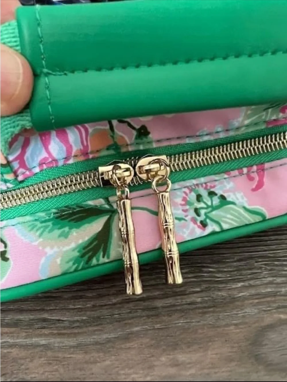 New Lilly Pulitzer Pink Floral Crossbody Bag Lunch Box with Green Striped Strap
